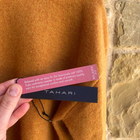 Tahari 100% 2-Ply Cashmere. Size medium. - Picture 4 of 4